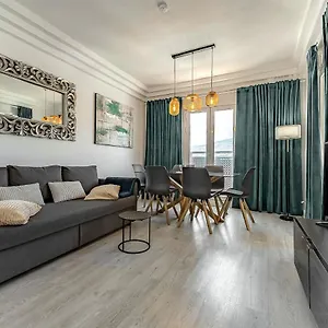Beautiful 2 Bedroom Vista Del Mar Costa Adeje (Tenerife)